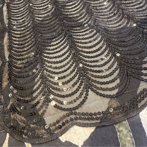 Vintage black scalloped sequin scarf lightweight dressy evening EUC - Picture 11 of 16